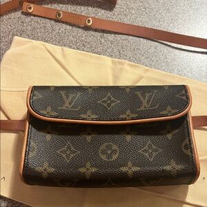 Louis Vuitton Brown Monogram belt bag